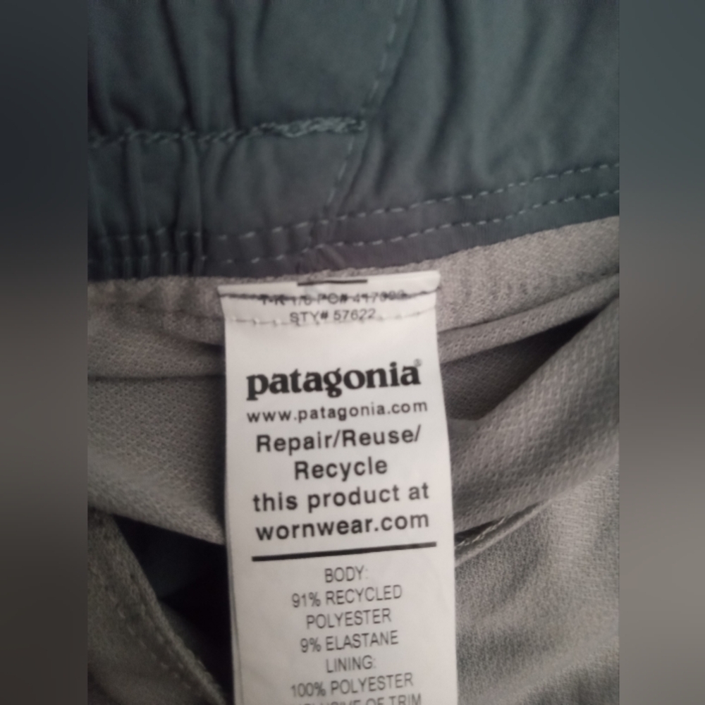 Patagonia Women's Nine Trails Shorts - 4"  color Plume Grey. - Picture 8 of 10